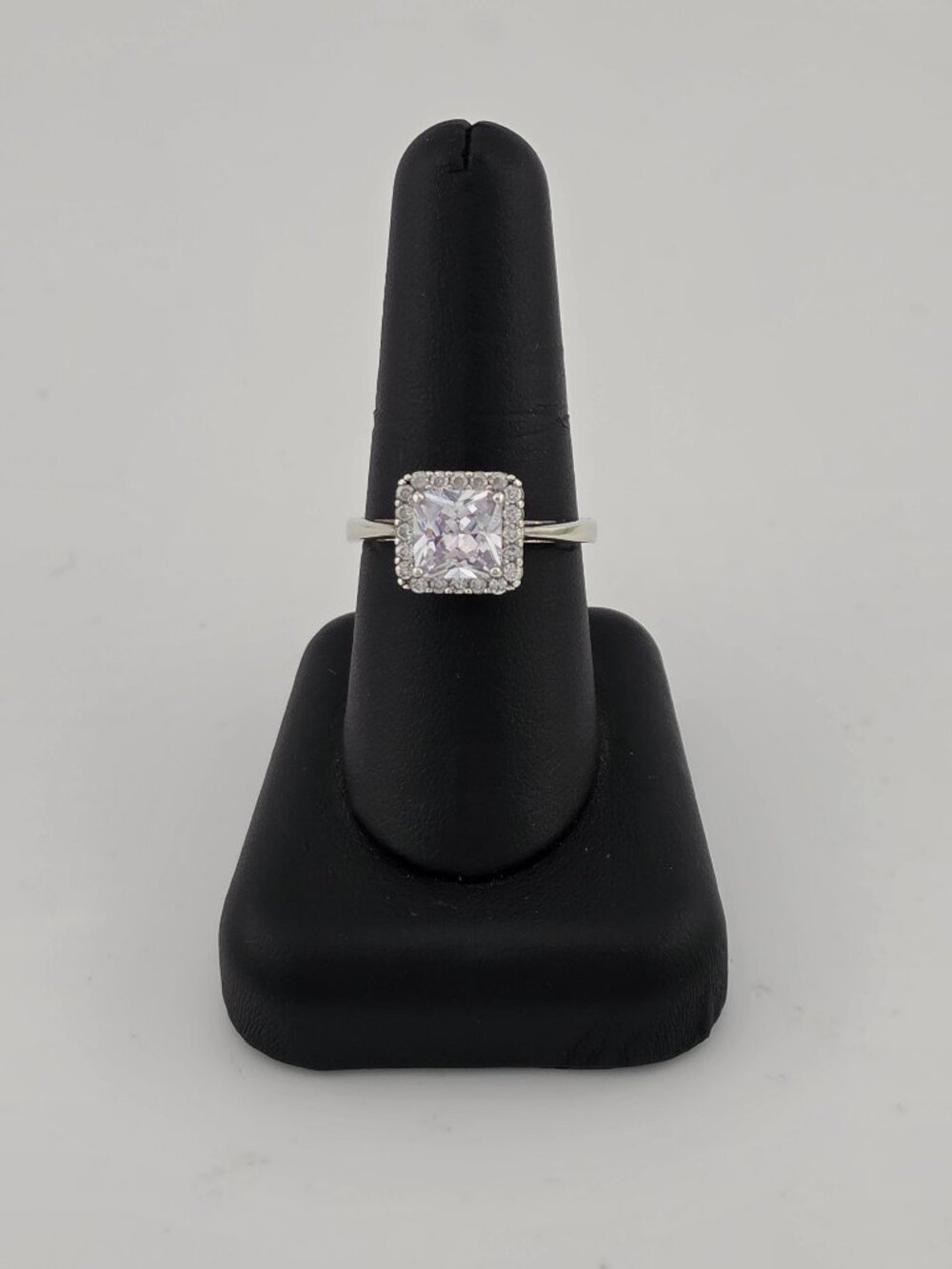 Brand New Sterling Silver 925 Square Design Ring – Elegant & Modern